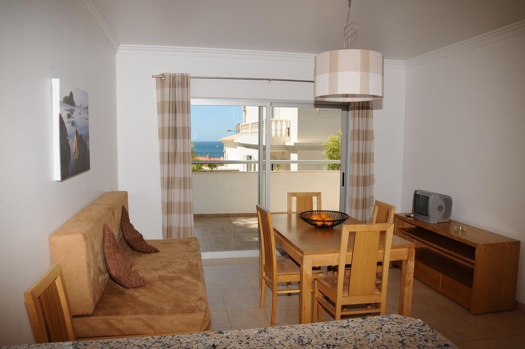 Albufeira Mar Vilas 部屋 写真