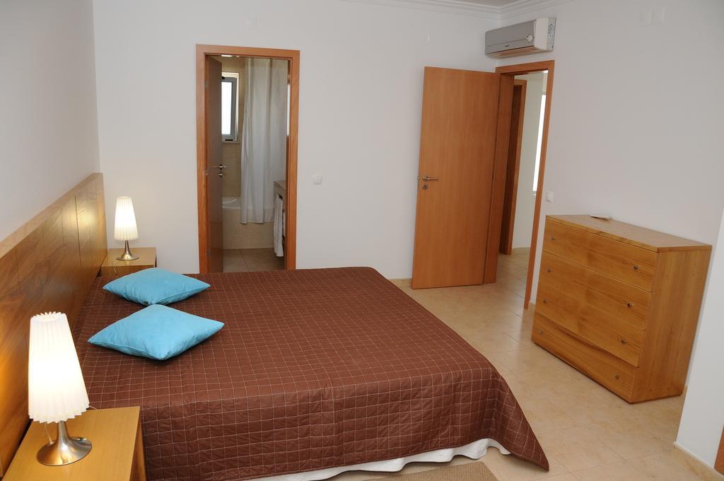 Albufeira Mar Vilas 部屋 写真